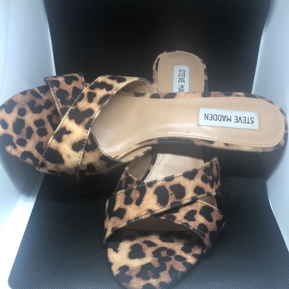 Shoes - Picture 5 of 5